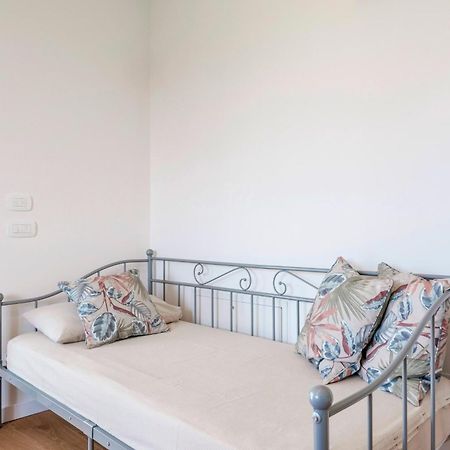 Lagobaldo Apartments - Regarda Travel Colà エクステリア 写真